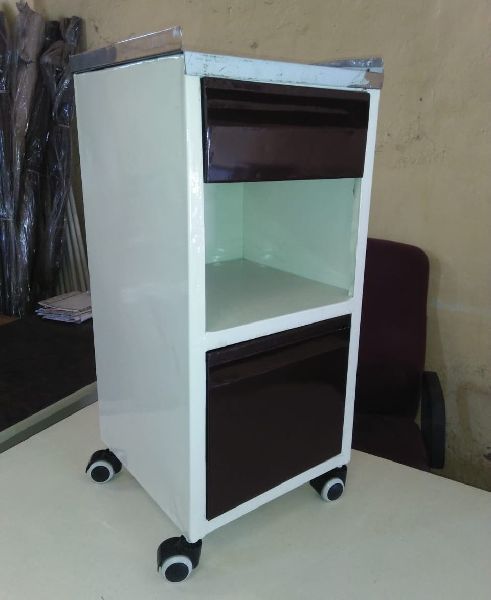 Metal Polished Deluxe Hospital Bedside Locker, Feature : Fine Finished, Hard Structure