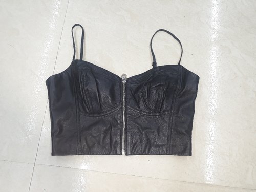 Plain Ladies Leather Tops, Size : All Sizes