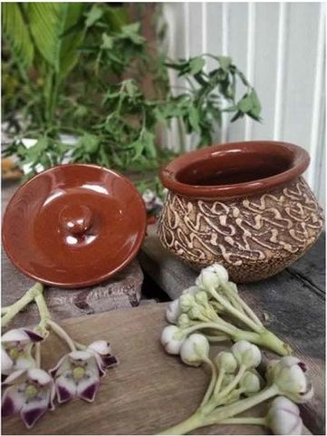 Antique Line Ceramic Handi Set, Feature : Durable, Eco-Friendly