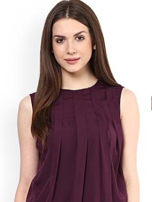 Plain Ladies Sleeveless Top, Feature : Dry Cleaning, Elegant Design, Stitched, Stone Work