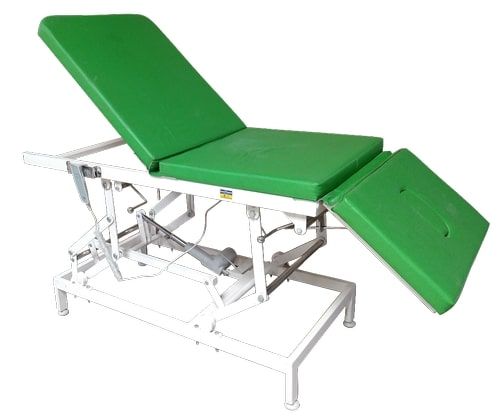 Manipulation Treatment Table, Overall Dimension : 1905 Mm X 610 Mm