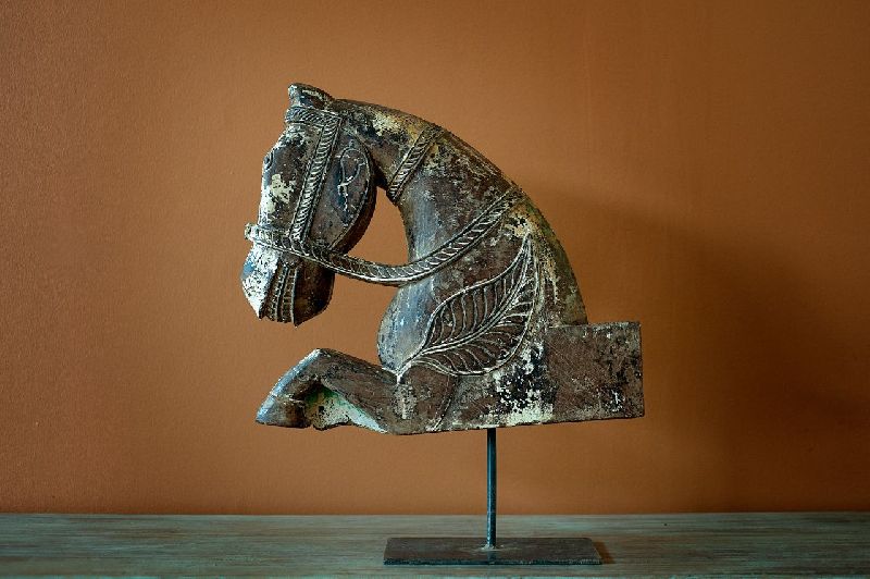 Polished Wooden Horse Head Showpiece, for Home, Shop, Size : 10-20inch