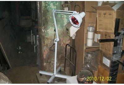 IR Lamp With Stand