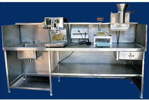Stainless Steel Poultry Equipments, Voltage : 220 V