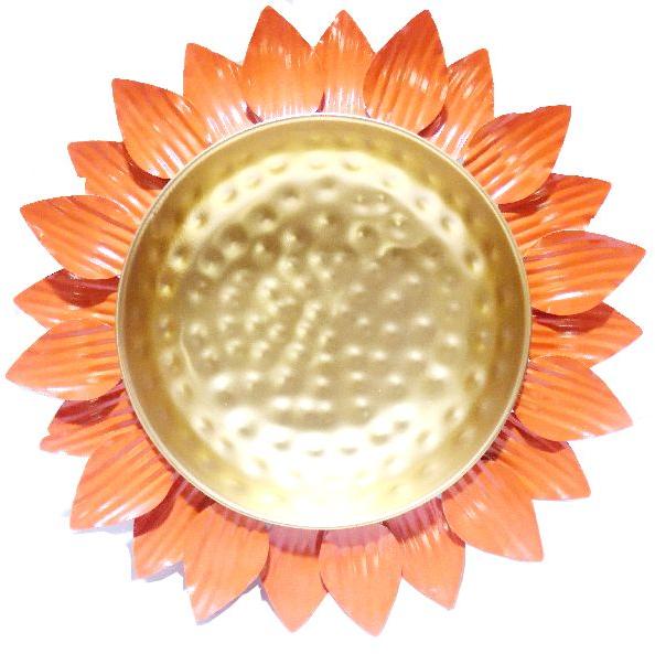 Powder Coated Iron Decorative Lotus Shape Urli, for Good Quality, Pattern : Hand Painted, Paint Work