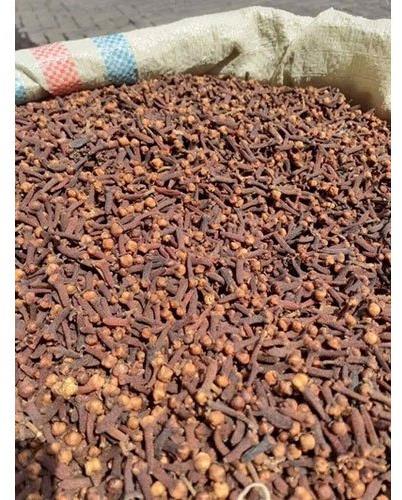 KVT Spices Dry Cloves, Packaging Size : 10 Kg