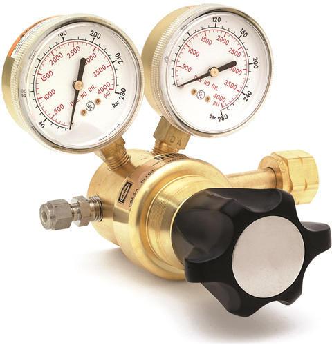 Brass Industrial Gas Regulator, Color : Silvery White