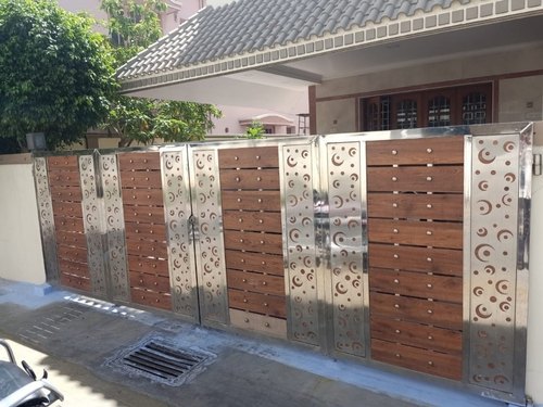 Stainless Steel Gate, Size : 6 to 20 feet