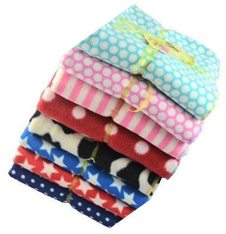 Fleece Blankets, for Home, Hotel, Gifting Purpose, Packaging Type : Plastic Laminated Bags