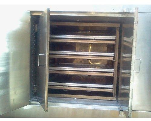 Industrial Tray Dryer Oven, Capacity : 20-100 Kg