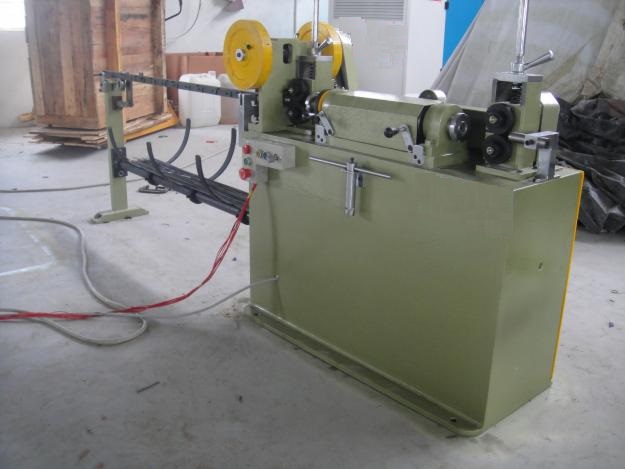 100-500kg Wire Straightening Machine, Automatic Grade : Automatic