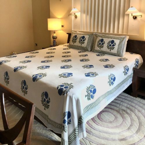 Blue Poppy Buta Bedsheets