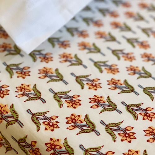 Peach Buta Bedsheets