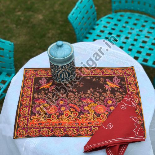 Coton Fulwari Table Mat, for Home, Hotel, Restaurant, Feature : Easy Washable, Heat Resistant, Recyclable