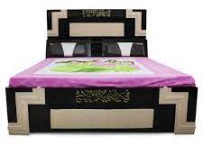 Wooden double bed, for Home, Specialities : High Strength, Fine Finishing