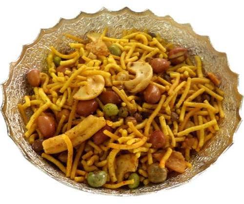 Hyderabadi Mixture Namkeen, for Snacks, Home, Office, Restaurant, Hotel, Certification : FSSAI Certified