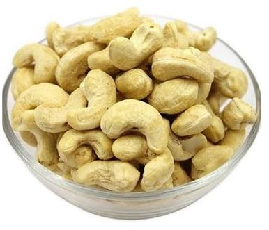 SW Whole Cashew Nuts