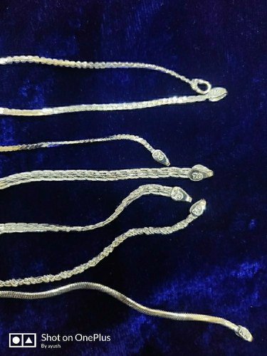 Long Silver Chain, Occasion : Casual Wear