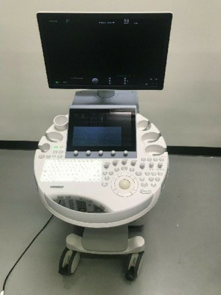 USED GE VOLUSON E10 BT18 ULTRASOUND SYSTEM