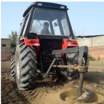 Semi-Automatic Pit Digging Machine