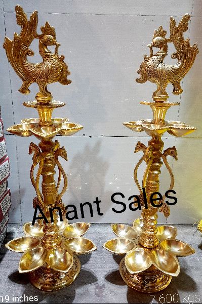 Polished Brass Lamp, for Lighting, Style : Antique, Modern