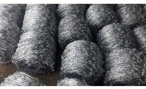 Galvanized Iron Barbed Wire, for Construction, Fence Mesh, Length : 6 metre per kg