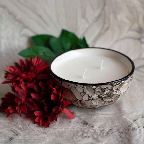 Cylindrical Double Wick Encrust Bowl Candle, for Attractive Pattern, Stylish Design, Technics : Handmade