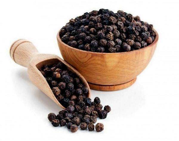 Organic Black Pepper Seeds, for Cooking, Style : Dried