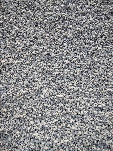 Aggregate Polished 1/2 Inch Stone Chips, for Construction, Shape : Rectangular, Square