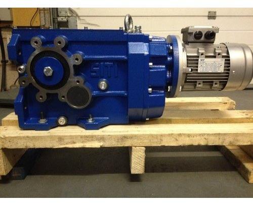 Polished Mild Steel Bevel Gearbox, Style : Horizontal