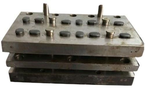 Rectangular Automatic Mild Steel Multiple Cavity Die