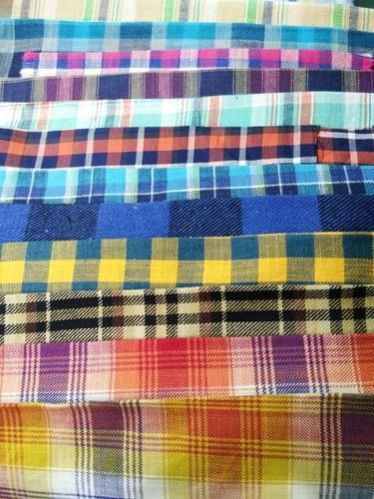 Dyed Twill, Width : 35-36', 44-45', 58-60', 72', 108'