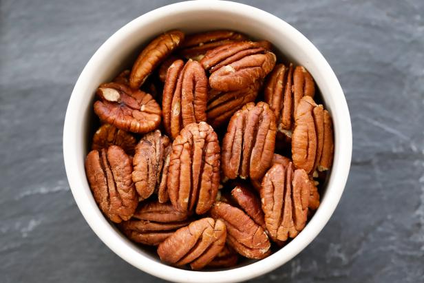 Pecan nuts, Feature : High Nutritional Value
