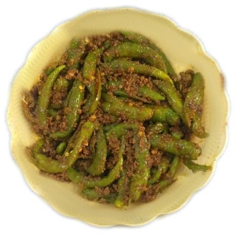 Whole Green Chilli Pickle, Taste : Spicy
