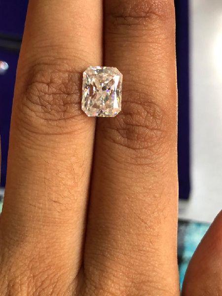 Radiant Fully White Moissanite Diamond,3.51 carat,excellent cut,for making jewellery