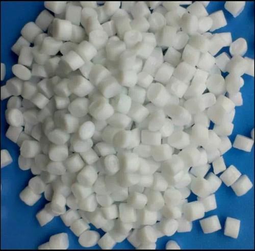 Round White PET Bottle Granules, for Industrial, Packaging Size : 50-100 Kg