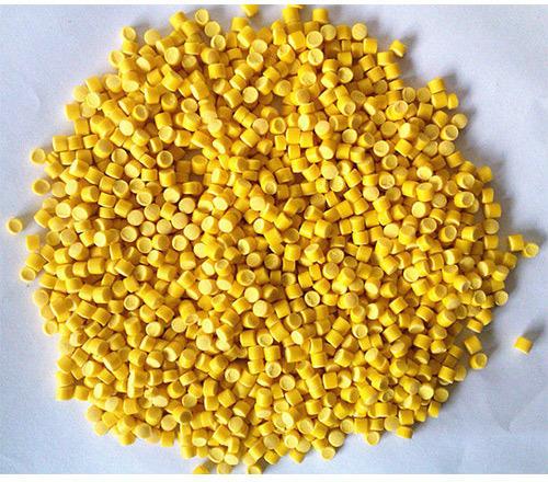 Round Yellow PET Bottle Granules, for Industrial, Packaging Size : 50-100 Kg