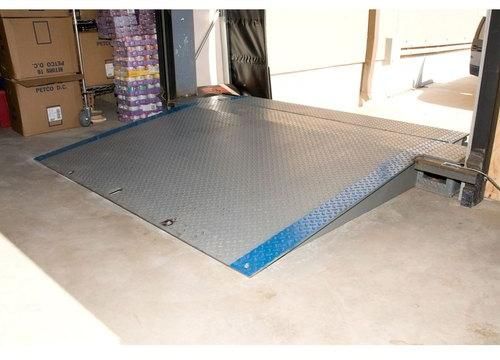 Automatic Hydraulic Dock Leveler