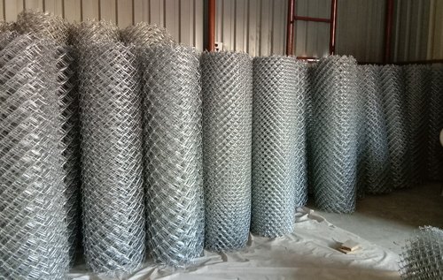 Iron Wire Mesh, for Construction, Feature : Good Quality