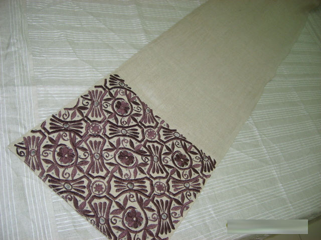 Linen Embroidered Runner, for On Table, Feature : Eco-Friendly, Good Water Absorbent
