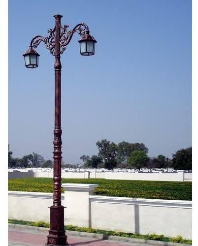 Mild Steel Garden Light Pole, Size : Standard