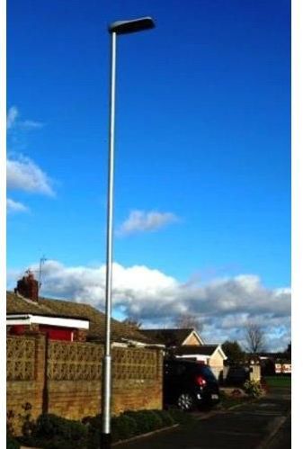 Single Arm Street Light Pole