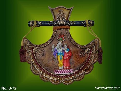 Fiber Radha Krishna Wall Hanging, Packaging Type : White Corrugated Box