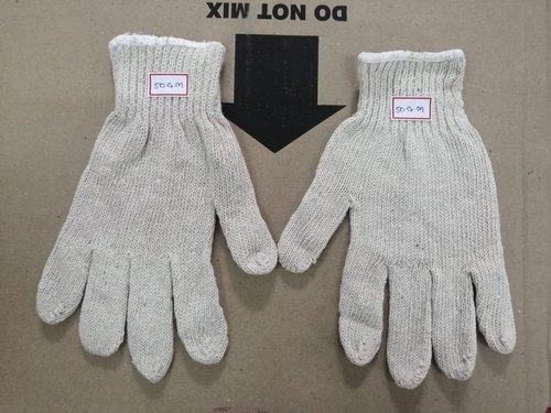 Knitted Hand Gloves