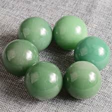 Green Aventurine Agate stone balls, for reiki healing, decorat, gifts, vastu, office