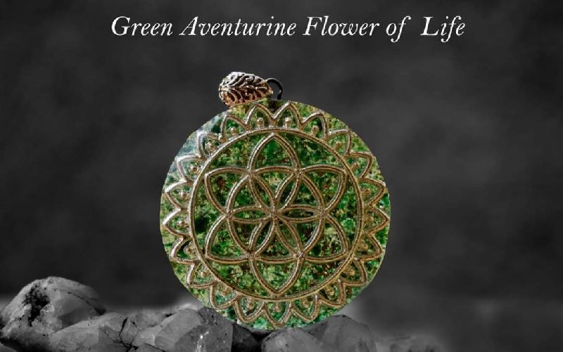 Green Aventurine Flower Pendant