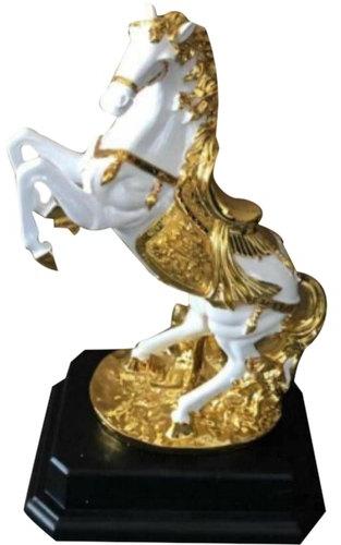 Crystal Polyresin Decorative Horse Statue, Packaging Type : Box