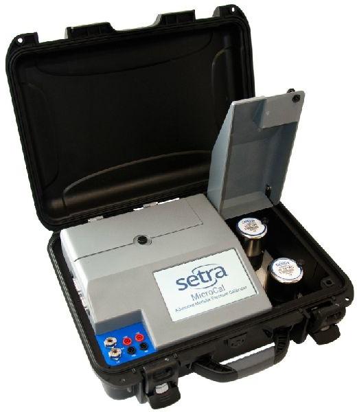 Metal Setra Microcal Pressure Calibrator, for Industrial, Display Type : Digital