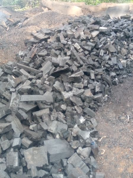 Hardwood Charcoal For Export.