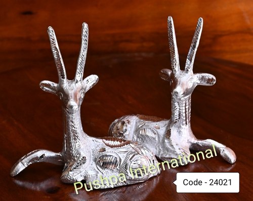 White Metal Decorative Animal Statue, Packaging Type : Box